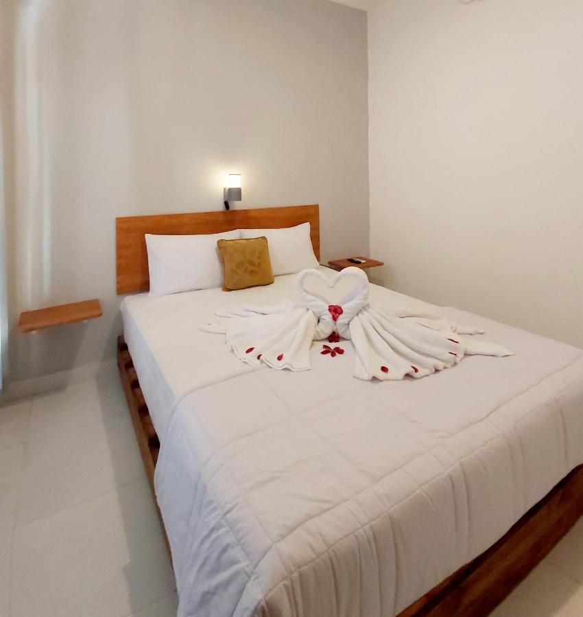 Hotel Genta House à Kuta Lombok Extérieur photo